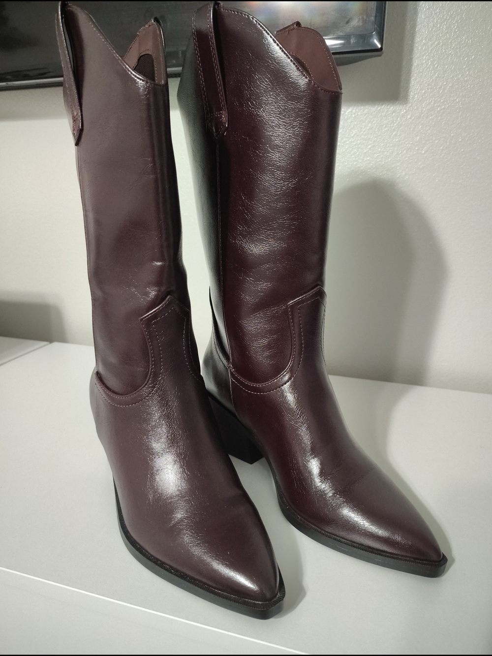 Soda Women's Pointed Toe Mid-Calf Boots - Burgundy